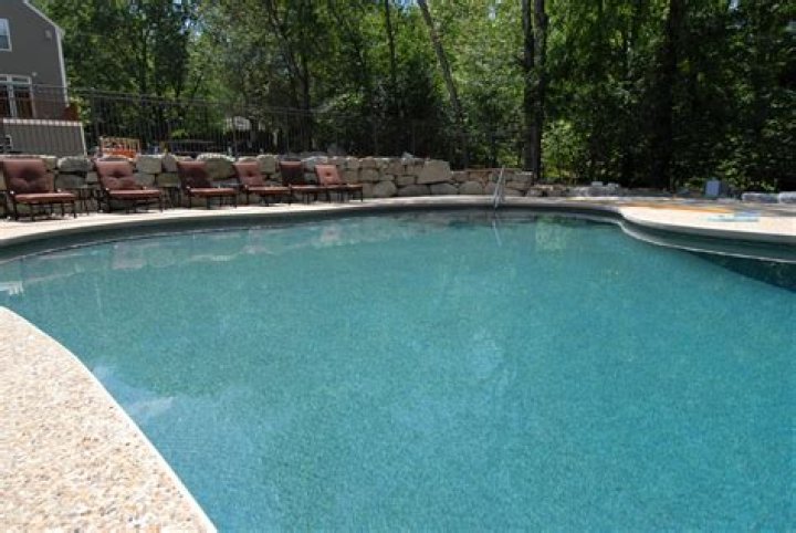 Are gunite pools more expensive