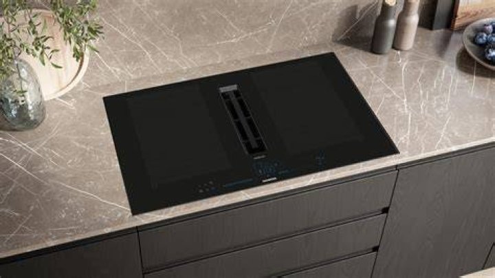 Can an induction hob be plugged in