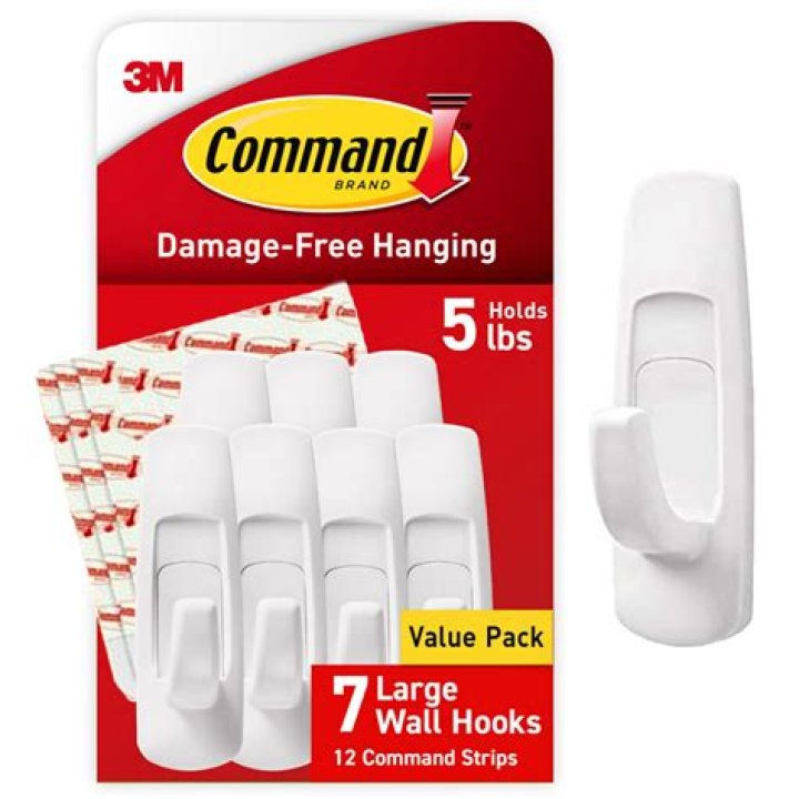 Can you use Command hooks to hang shelves