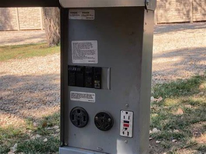 Do most campgrounds have 30 amp or 50 amp?