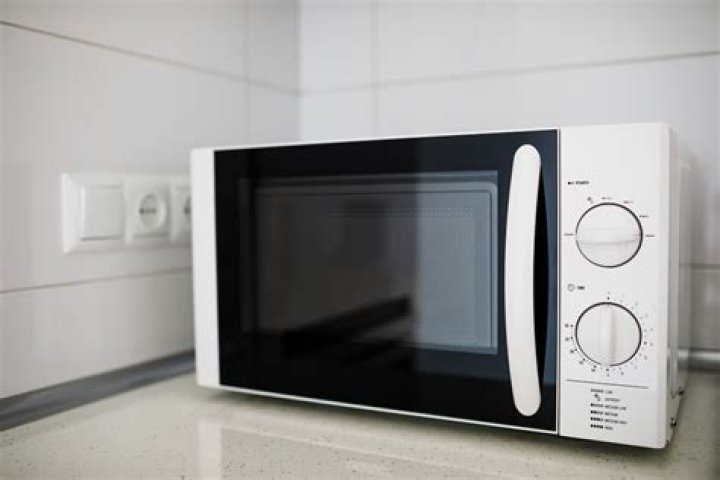 Does a microwave lose power as it ages?