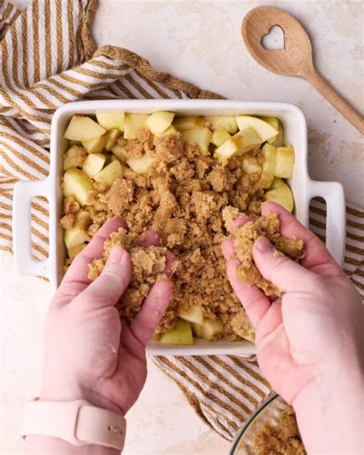 How do you fix apple crumble topping?