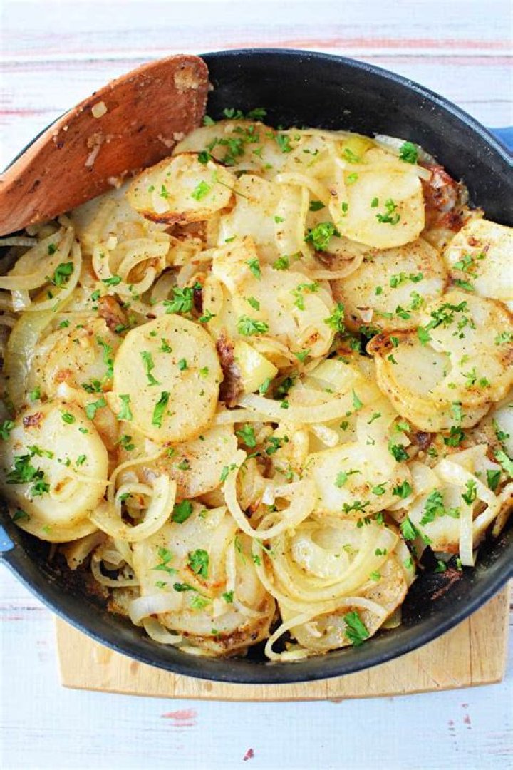 How do you freeze leftover fried potatoes?
