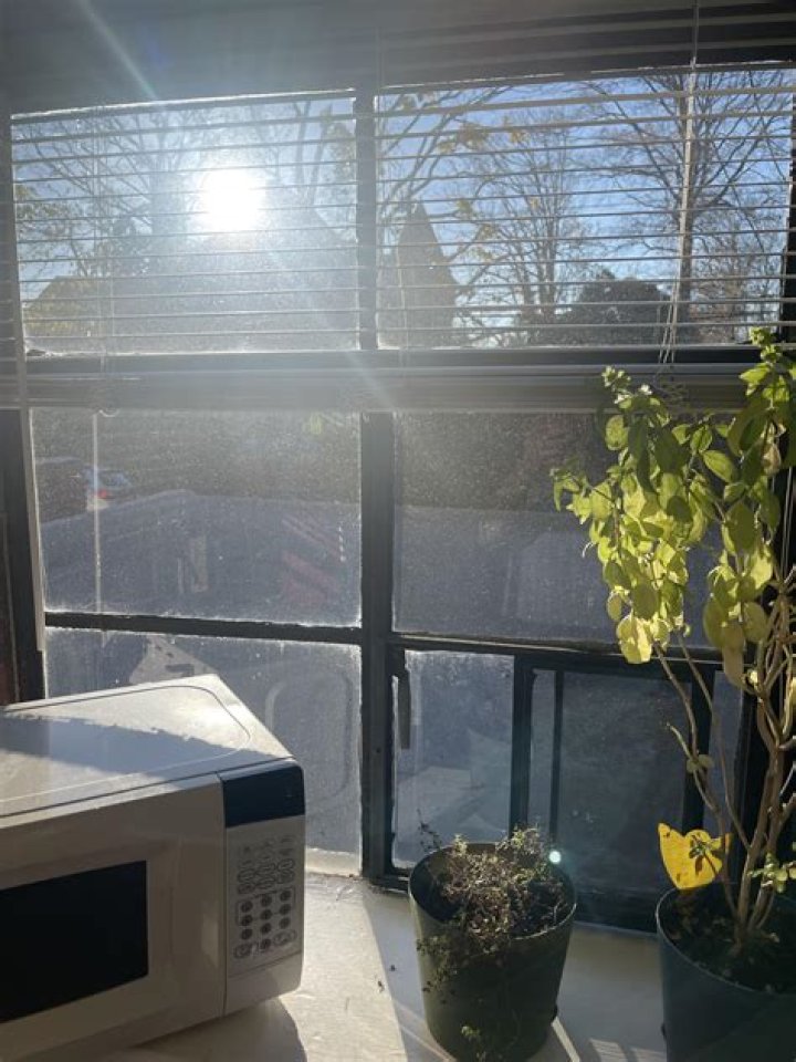 How do you insulate old windows for summer