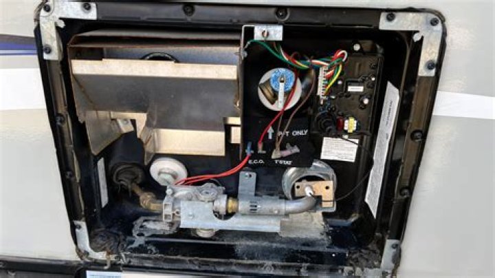 How do you test a Dometic igniter?