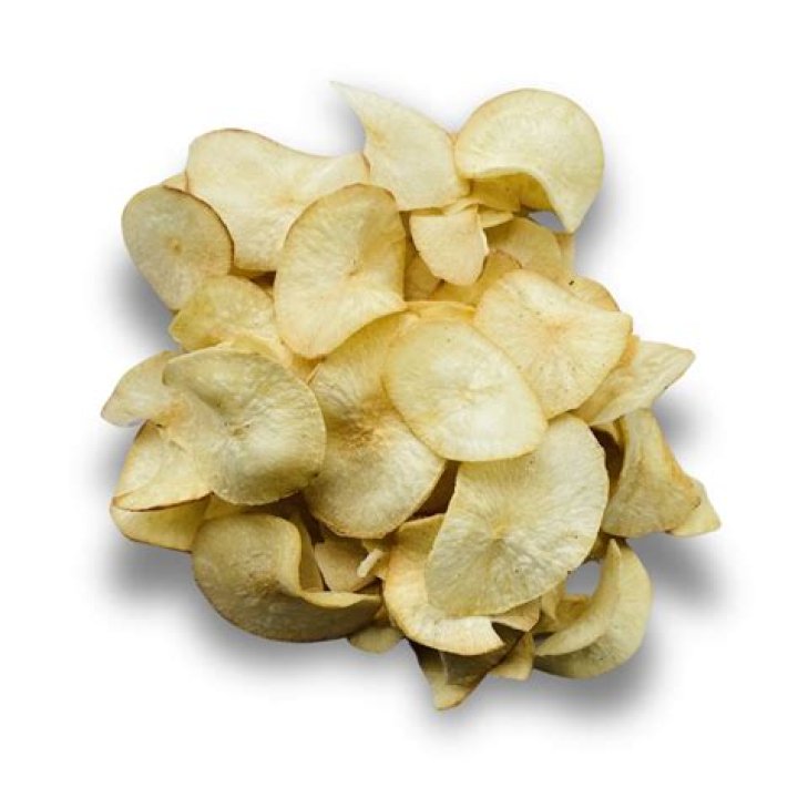 How is tapioca chips made?