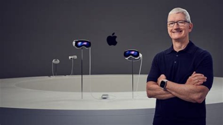 How much did the Apple logo cost