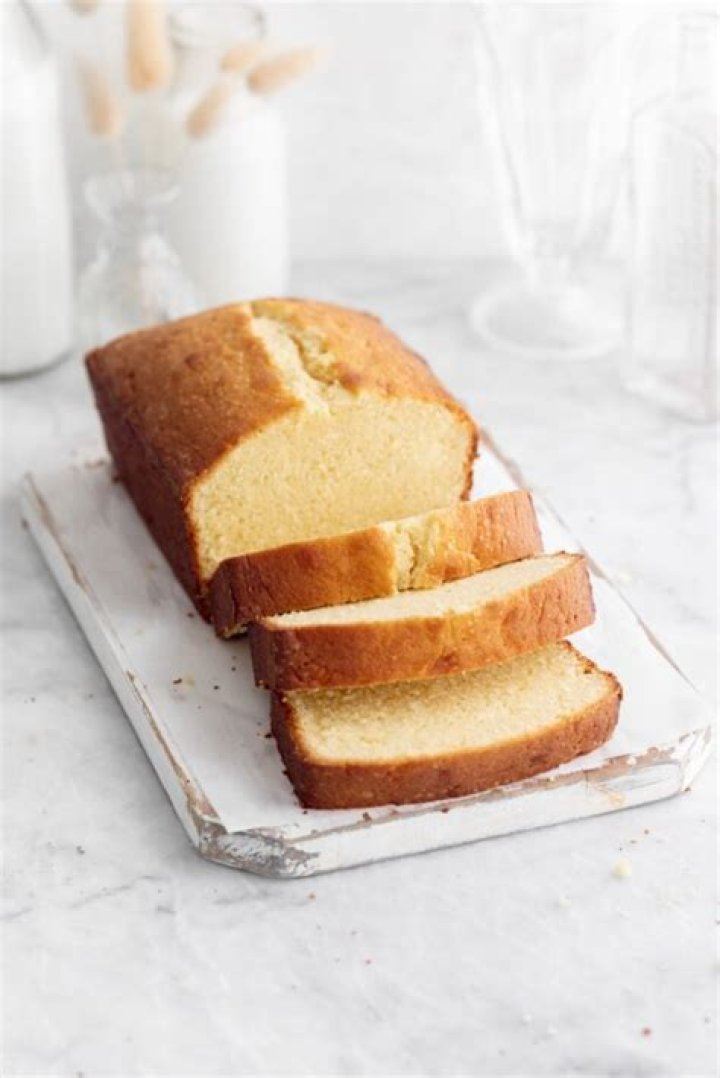 Is a butter cake the same as a pound cake?