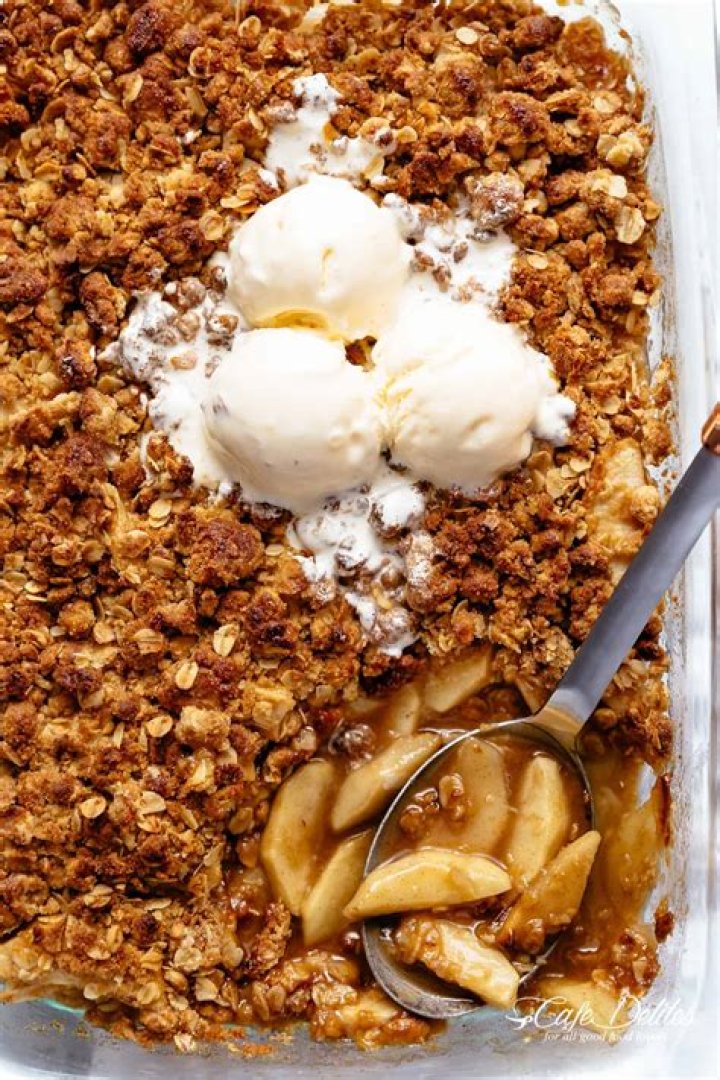 Is apple crisp the same as apple crumble?