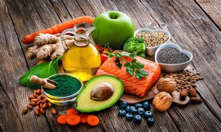 Is fish roe bad for cholesterol?