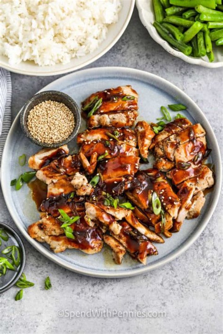 Is hoisin and fish sauce the same?