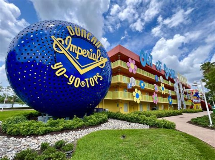 Is Pop Century refurbishment complete