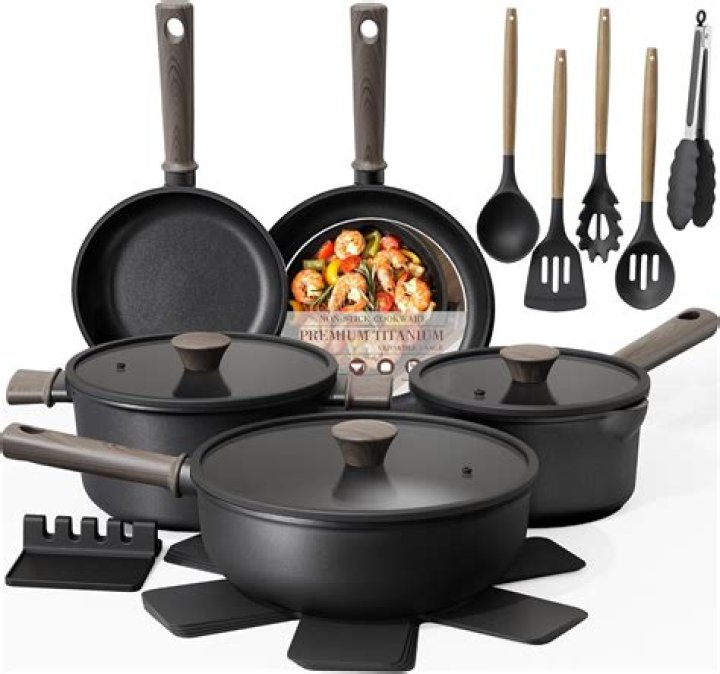 Is Woll Cookware PTFE free