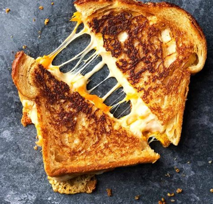 What do you put on grilled cheese?