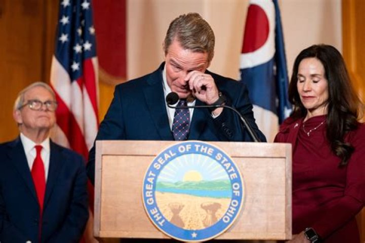 What positions does the Texas governor appoint