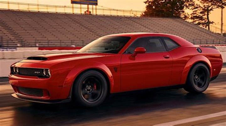 Which is faster the demon or Hellcat
