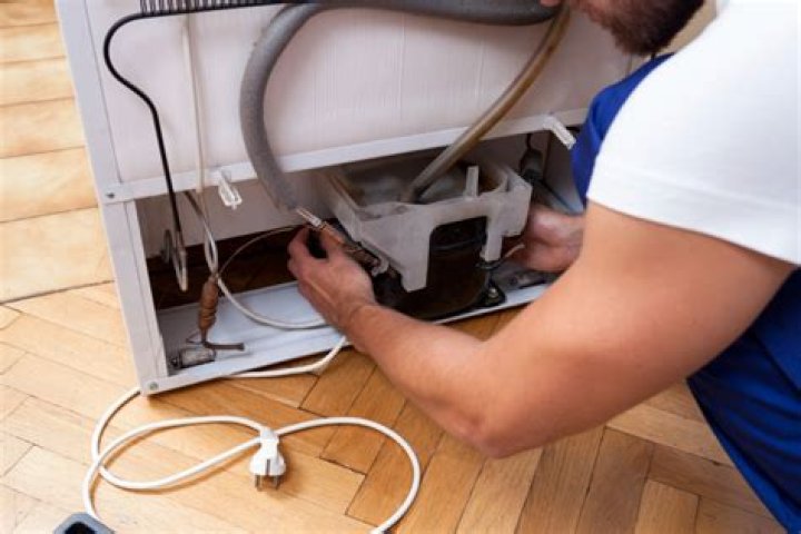 Why does my RV Fridge keep turning off?