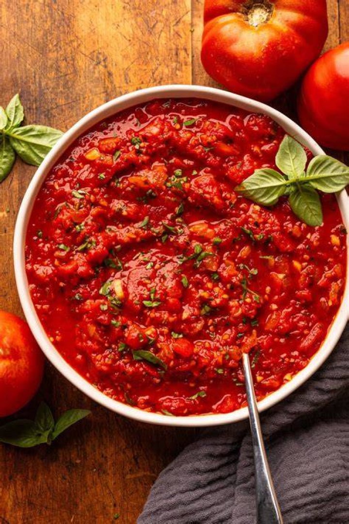 Why does vodka make tomato sauce better?