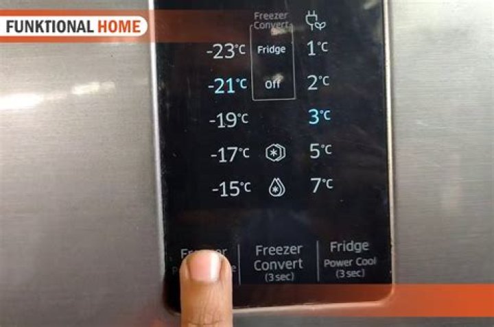 Why is my fridge temp blinking?